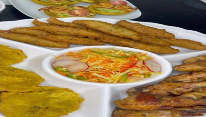 Plat Kal's Bakery 10